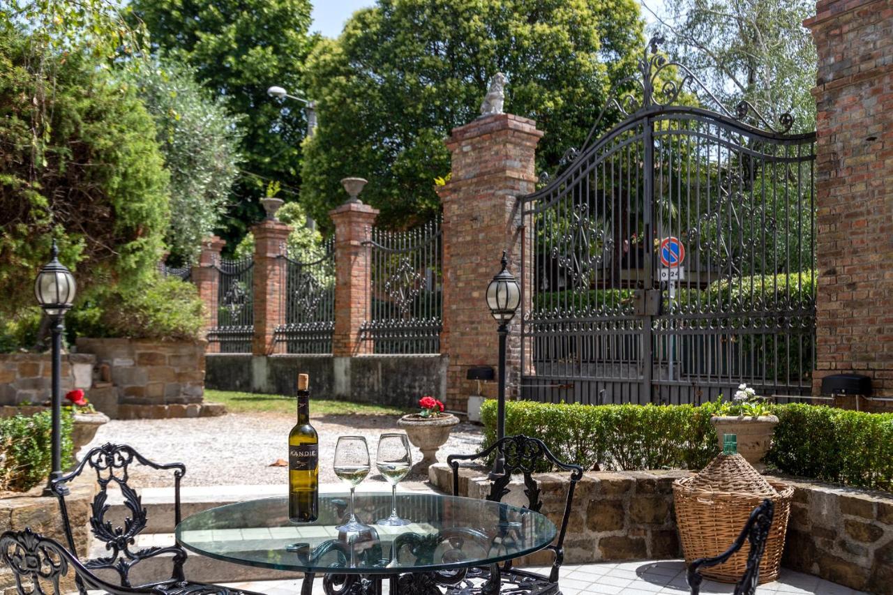 Villa Beatrice 1836 Кормонс Экстерьер фото